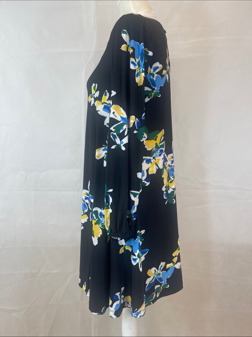 Nine West Black Long-Sleeve Floral Swing Dress - Picture 8 of 10